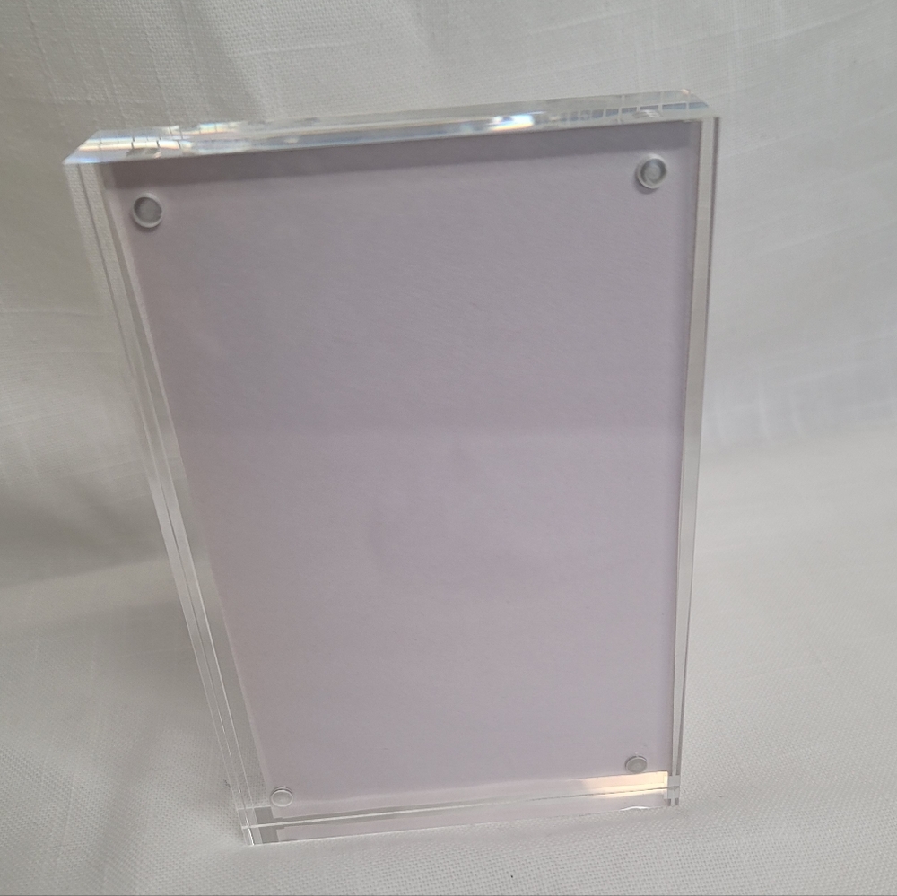 NEW 4X6 Clear Acrylic Magnetic Zero-edge Photo Frame